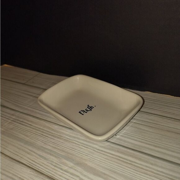 Rae Dunn Artisan Collection by Magenta Fresh Condiments / Soap Or Trinket Dish - Picture 5 of 8